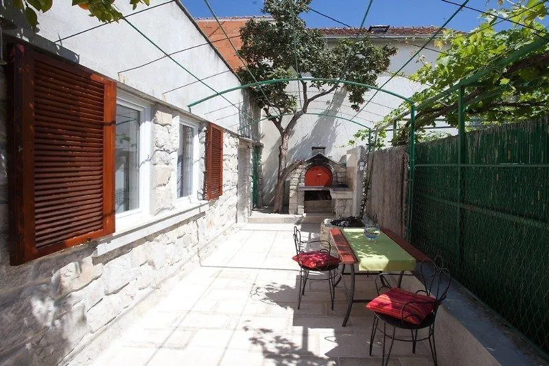ספליט Apartment Alma מלון